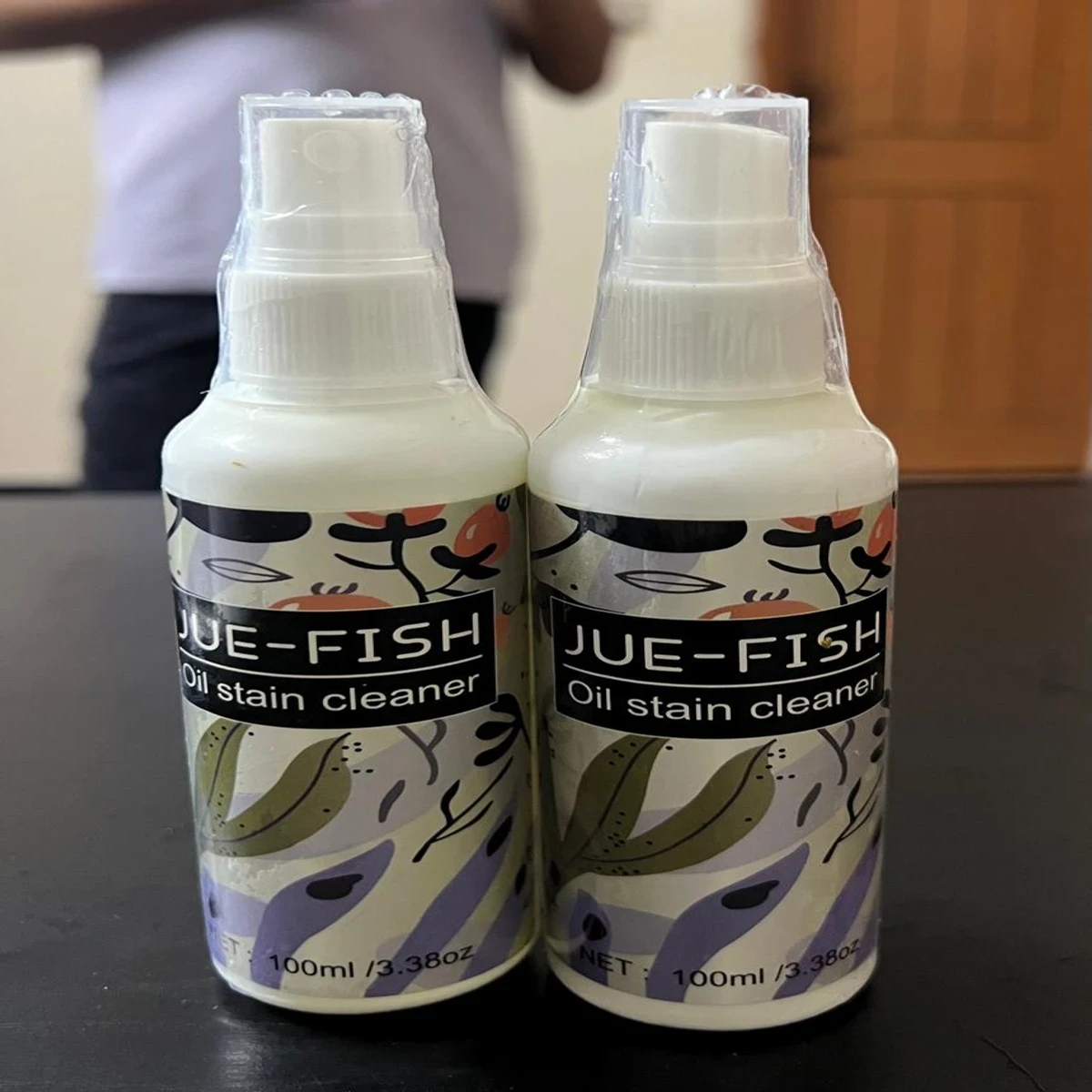 Jue-fish Oil stain cleaner for clothing clothes cleaning decontamination yellowing detergent(1 pcs)